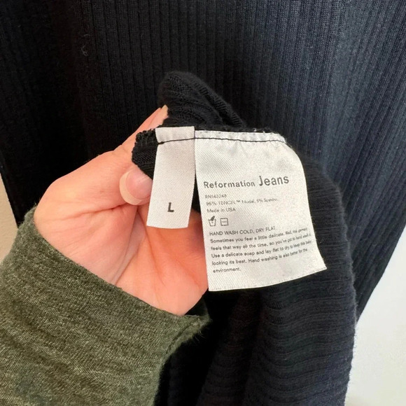 Reformation Black Ribbed Maxi Dress - Picture 5 of 6